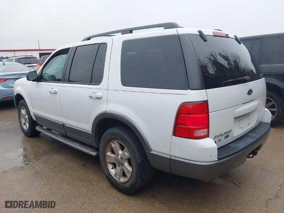 2003 Ford Explorer XLT with VIN 1FMZU73K33UB02726, listed as a IAAI auction lot 41448412 with 163,671 mi miles. Bid and sale history available at carsss.com. Image 3.