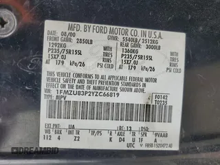 2000 Ford Explorer XLT with VIN 1FMZU83P2YZC66819, listed as a Copart auction lot 59684405 with 298,179 mi miles and Salvage title. Bid and sale history available at DreamBid. Image 12.