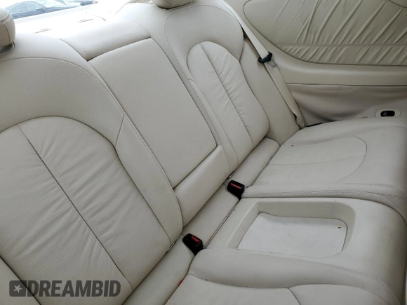 2008 Mercedes-Benz CLK 350 z VIN WDBTJ56H48F248361, wystawiony jako Copart lot #42920615 z przebiegiem 124 624 mil mil oraz Szkoda całkowita • Salvage title. Historia ofert i sprzedaży dostępna na DreamBid. Obrazek 10.