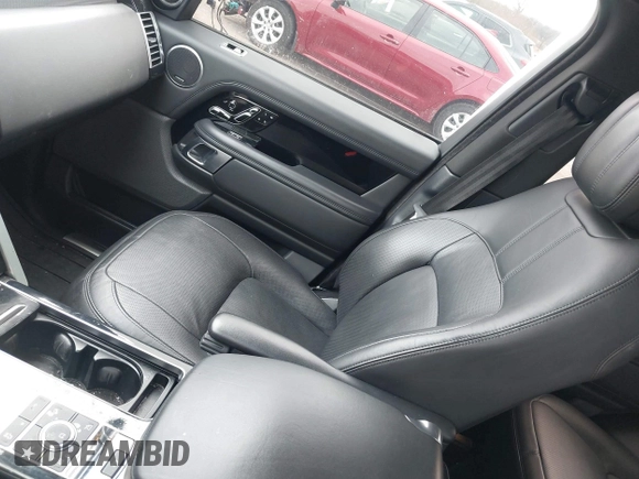 2019 Land Rover Range Rover HSE with VIN SALGS2SVXKA546498, listed as a IAAI auction lot 41615177 with 92,772 mi miles and . Bid and sale history available at DreamBid. Image 5.