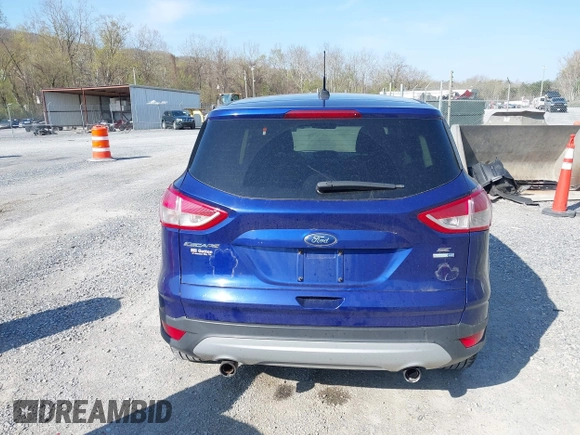 2013 Ford Escape SE with VIN 1FMCU9G94DUC21850, listed as a IAAI auction lot 42003396 with 182,663 mi miles. Bid and sale history available at carsss.com. Image 16.