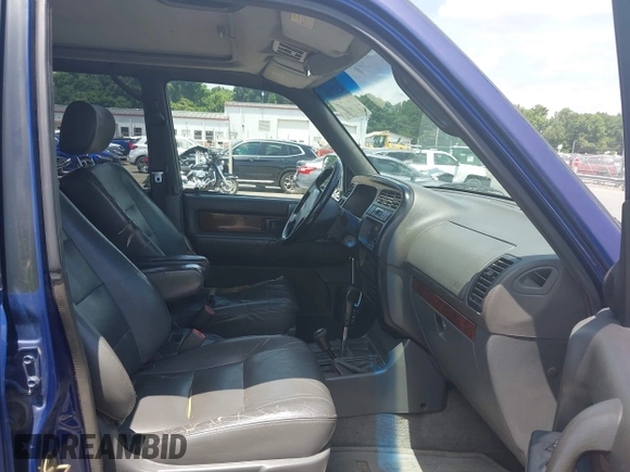 1998 Isuzu Trooper S with VIN JACDJ58X7W7914970, listed as a IAAI auction lot 42527384 with 178,470 mi miles and . Bid and sale history available at DreamBid. Image 5.