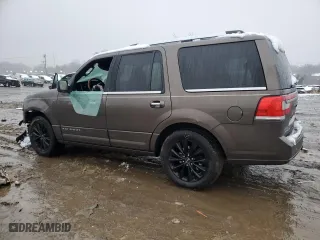 2015 Lincoln Navigator with VIN 5LMJJ2JT7FEJ14653, listed as a Copart auction lot 44921315 with 112,183 mi miles and Salvage Title. Bid and sale history available at carsss.com. Image 2.
