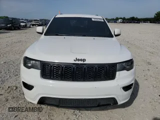 2018 Jeep Grand Cherokee Laredo E with VIN 1C4RJFAG3JC214922, listed as a Copart auction lot 56583955 with 133,643 mi miles and Clean Title. Bid and sale history available at DreamBid. Image 5.
