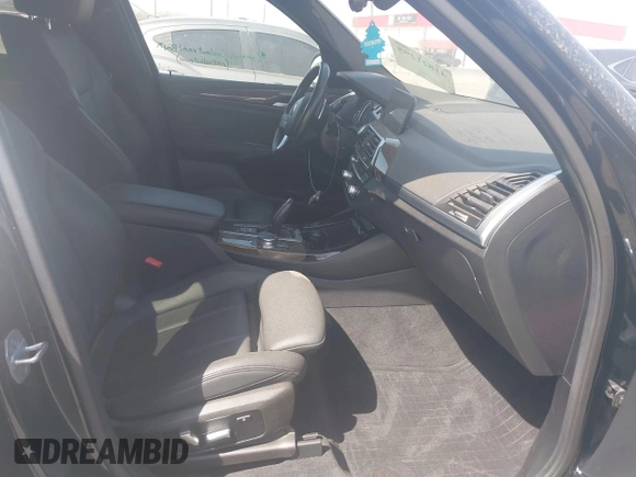 2019 BMW X3 sDrive30i z VIN 5UXTR7C52KLF24627, wystawiony jako IAAI lot #41821295 z przebiegiem 98 308 mil mil oraz . Historia ofert i sprzedaży dostępna na DreamBid. Obrazek 5.
