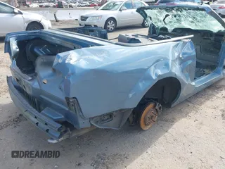 2005 Ford Mustang Deluxe with VIN 1ZVFT84N755227439, listed as a IAAI auction lot 41901307 with Not Provided miles. Bid and sale history available at carsss.com. Image 13.