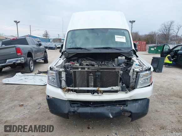 2018 Nissan NV Cargo S z VIN 1N6BF0LY0JN807791, wystawiony jako IAAI lot #41868591 z przebiegiem 128 813 mil mil oraz . Historia ofert i sprzedaży dostępna na DreamBid. Obrazek 13.