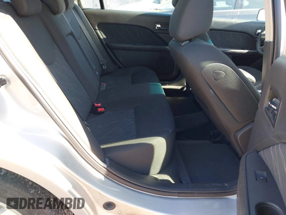 2010 Mercury Milan with VIN 3MEHM0HA9AR610676, listed as a IAAI auction lot 42253151 with 139,152 mi miles and . Bid and sale history available at DreamBid. Image 8.