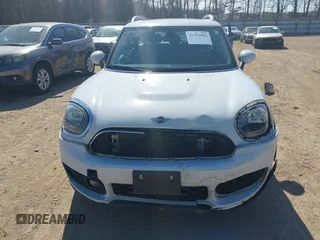 2019 MINI Countryman Cooper S с VIN WMZYT5C53K3G93102, выставлен на аукционе IAAI как лот 41703882 с пробегом 71 581 миль миль и . История ставок и продаж доступна на DreamBid. Изображение 6.