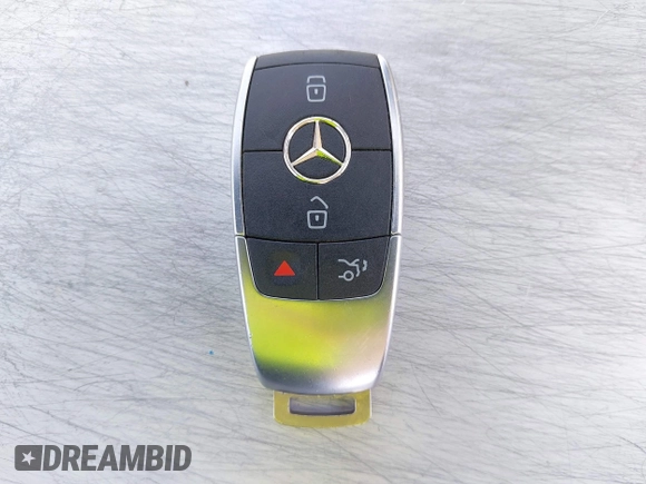 2021 Mercedes-Benz GLB with VIN W1N4M4HB3MW081316, listed as a IAAI auction lot 42003048 with 42,233 mi miles. Bid and sale history available at carsss.com. Image 11.