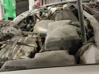 2002 Toyota Camry LE z VIN 4T1BE32K02U033310, wystawiony jako IAAI lot #42586585 z przebiegiem 154 658 mil mil oraz . Historia ofert i sprzedaży dostępna na DreamBid. Obrazek 21.