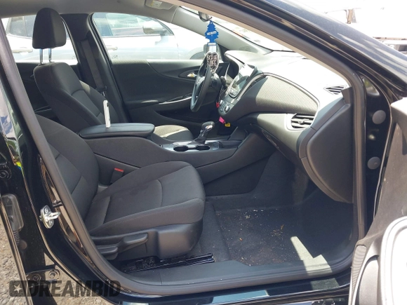 2025 Chevrolet Malibu LT with VIN 1G1ZD5ST6SF145813, listed as a IAAI auction lot 42153047 with 12,106 mi miles and . Bid and sale history available at DreamBid. Image 5.