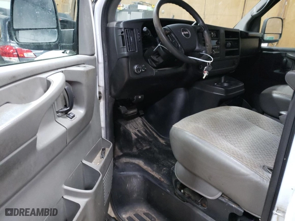 2009 GMC Savana Cargo Van with VIN 1GTGG25C791104713, listed as a Copart auction lot 86915354 with 0 mi miles and Clean Title. Bid and sale history available at carsss.com. Image 8.