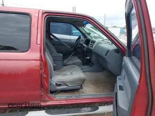 2001 Nissan Frontier SE with VIN 1N6ED27T61C302279, listed as a IAAI auction lot 42642272 with 137,066 mi miles and . Bid and sale history available at DreamBid. Image 5.