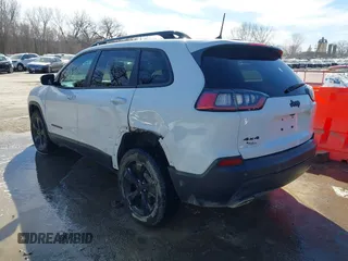 2020 Jeep Cherokee Altitude with VIN 1C4PJMLN5LD541214, listed as a IAAI auction lot 41663841 with 80,097 mi miles. Bid and sale history available at carsss.com. Image 3.