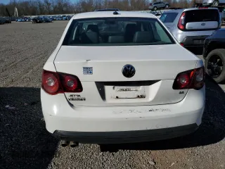 2009 Volkswagen Jetta Sedan SE with VIN 3VWRZ71K39M124969, listed as a Copart auction lot 47371375 with 173,506 mi miles and Salvage Title. Bid and sale history available at carsss.com. Image 6.
