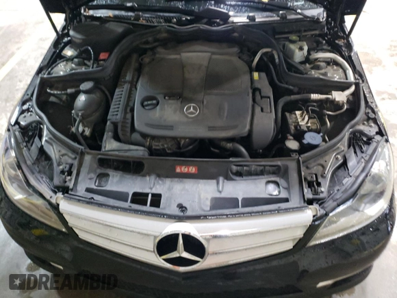 2013 Mercedes-Benz C 300 Sport z VIN WDDGF8AB0DR288122, wystawiony jako Copart lot #55216405 z przebiegiem 158 303 mil mil oraz Szkoda całkowita • Salvage title. Historia ofert i sprzedaży dostępna na DreamBid. Obrazek 11.