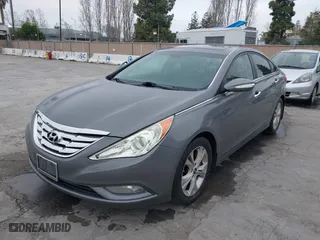 2013 Hyundai Sonata SE with VIN 5NPEC4AC0DH519040, listed as a IAAI auction lot 41934801 with 283,765 mi miles. Bid and sale history available at carsss.com. Image 6.