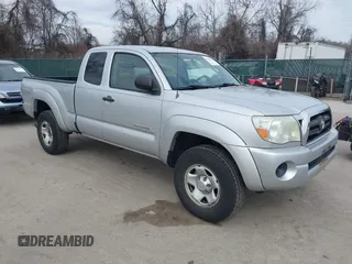 2006 Toyota Tacoma with VIN 5TEUX42N46Z197762, listed as a IAAI auction lot 41660903 with 182,443 mi miles. Bid and sale history available at carsss.com. Image 1.