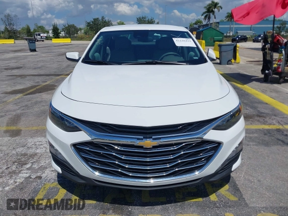 2025 Chevrolet Malibu LT with VIN 1G1ZD5ST2SF130788, listed as a IAAI auction lot 42226422 with 6,199 mi miles and . Bid and sale history available at DreamBid. Image 12.