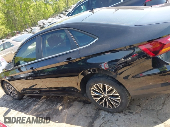 2019 Volkswagen Jetta S с VIN 3VWC57BU9KM158048, выставлен на аукционе IAAI как лот 42069644 с пробегом 131 738 миль миль и . История ставок и продаж доступна на DreamBid. Изображение 14.