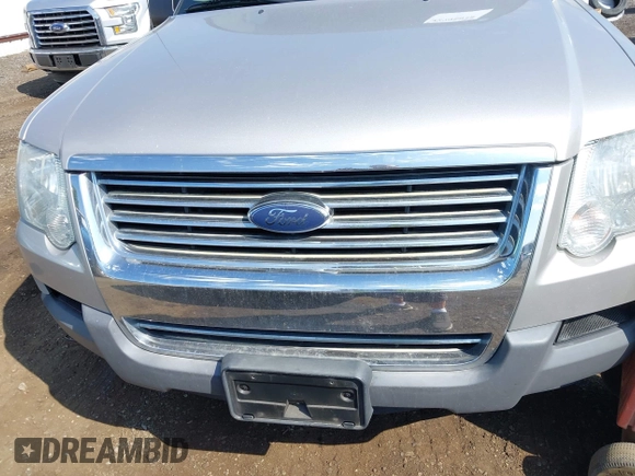 2006 Ford Explorer XLT with VIN 1FMEU73E06UA56267, listed as a IAAI auction lot 42795038 with 200,595 mi miles and . Bid and sale history available at DreamBid. Image 6.