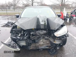 2015 Ford Focus SE с VIN 1FADP3K28FL242545, выставлен на аукционе IAAI как лот 41860182 с пробегом 175 766 миль миль и . История ставок и продаж доступна на DreamBid. Изображение 6.