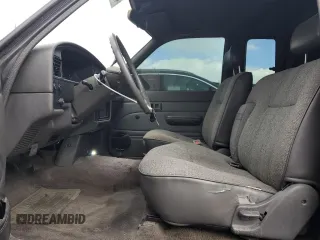 1991 Toyota Pickup с VIN JT4VN93D2M5018924, выставлен на аукционе Copart как лот 48546735 с пробегом 122 273 миль миль и Чистый • Clean title. История ставок и продаж доступна на DreamBid. Изображение 7.