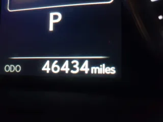2021 Lexus NX 300 z VIN JTJDARDZ6M2253598, wystawiony jako IAAI lot #42410887 z przebiegiem 46 434 mil mil oraz . Historia ofert i sprzedaży dostępna na DreamBid. Obrazek 14.