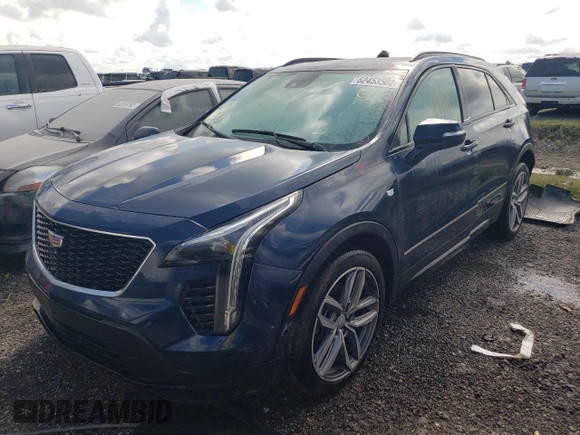 2020 Cadillac XT4 FWD Sport with VIN 1GYFZER4XLF107345, listed as a Copart auction lot 62453502 with 0 mi miles. Bid and sale history available at carsss.com. Image 2.