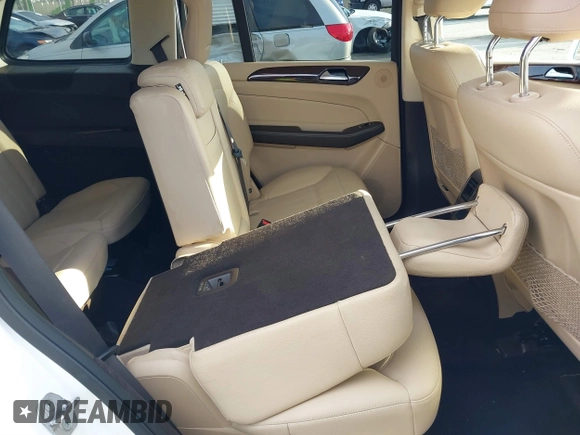 2019 Mercedes-Benz GLS 450 with VIN 4JGDF6EE3KB233297, listed as a IAAI auction lot 41882975 with 130,354 mi miles and . Bid and sale history available at DreamBid. Image 8.