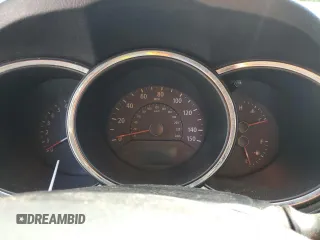 2013 Kia Sorento LX с VIN 5XYKT4A20DG327795, выставлен на аукционе Copart как лот 56863935 с пробегом Не указан миль и Списание • Salvage title. История ставок и продаж доступна на DreamBid. Изображение 9.