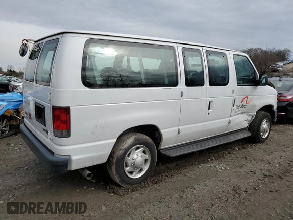 2014 Ford Econoline Passenger XL z VIN 1FBNE3BL2EDA36664, wystawiony jako Copart lot #42815355 z przebiegiem 108 207 mil mil oraz Szkoda całkowita • Salvage title. Historia ofert i sprzedaży dostępna na DreamBid. Obrazek 3.