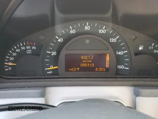 2003 Mercedes-Benz C 320 с VIN WDBRF64J13F309827, выставлен на аукционе Copart как лот 58842905 с пробегом 90 113 миль миль и Списание • Salvage title. История ставок и продаж доступна на DreamBid. Изображение 9.