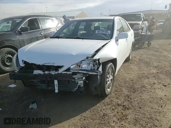 2004 Toyota Camry LE with VIN 4T1BF30K24U070927, listed as a Copart auction lot 46739185 with 172,121 mi miles and Salvage Title. Bid and sale history available at DreamBid. Image 11.