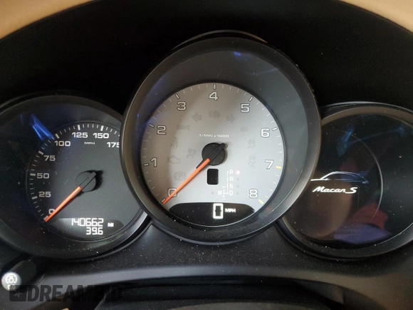 2015 Porsche Macan S with VIN WP1AB2A50FLB53004, listed as a Copart auction lot 53864405 with 140,662 mi miles and Salvage Title. Bid and sale history available at DreamBid. Image 9.