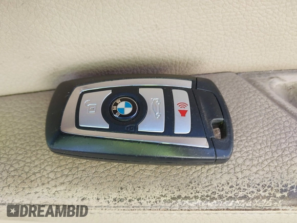 2015 BMW 5 Series 528i xDrive with VIN WBA5A7C52FD622472, listed as a IAAI auction lot 41999000 with 106,602 mi miles and . Bid and sale history available at carsss.com. Image 11.