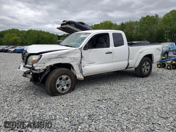 2009 Toyota Tacoma z VIN 5TEUU42N19Z604675, wystawiony jako Copart lot #57526595 z przebiegiem 137 624 mil mil oraz Czysty tytuł • Clean title. Historia ofert i sprzedaży dostępna na DreamBid. Obrazek 1.