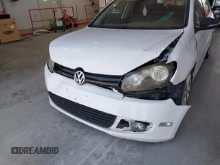 2011 Volkswagen Golf TDI с VIN WVWDM7AJ4BW157813, выставлен на аукционе IAAI как лот 42484508 с пробегом 59 772 миль миль и . История ставок и продаж доступна на DreamBid. Изображение 6.