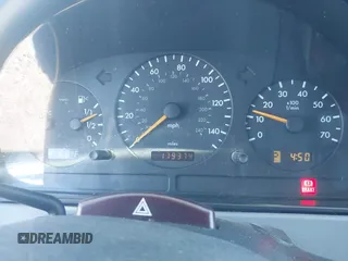 2002 Mercedes-Benz M 320/430/500 с VIN 4JGAB54EX2A340282, выставлен на аукционе IAAI как лот 42237129 с пробегом 179 374 миль миль и . История ставок и продаж доступна на DreamBid. Изображение 7.