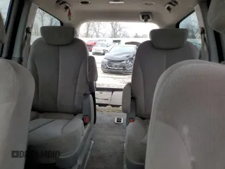 2009 Kia Sedona EX with VIN KNDMB233496314323, listed as a Copart auction lot 86199194 with Not Provided miles and Salvage Title. Bid and sale history available at carsss.com. Image 10.