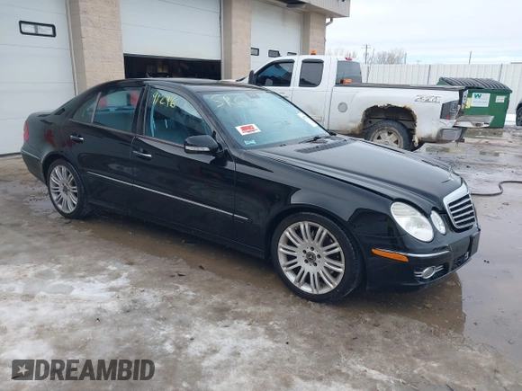 2008 Mercedes-Benz E-Class Luxury 3.5L with VIN WDBUF87X18B298431, listed as a IAAI auction lot 41591246 with 156,506 mi miles. Bid and sale history available at carsss.com. Image 1.