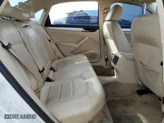 2013 Volkswagen Passat SE with VIN 1VWBP7A35DC016573, listed as a Copart auction lot 47495015 with 137,450 mi miles and Salvage Title. Bid and sale history available at carsss.com. Image 10.
