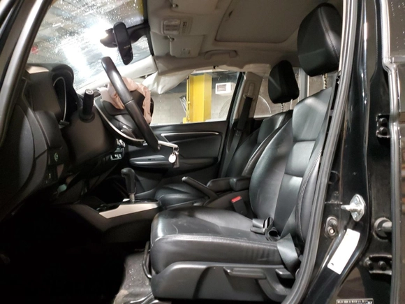 2018 Honda Fit EX-L with VIN 3HGGK5H95JM713811, listed as a Copart auction lot 43729005 with 91,863 mi miles and Salvage Title. Bid and sale history available at carsss.com. Image 7.