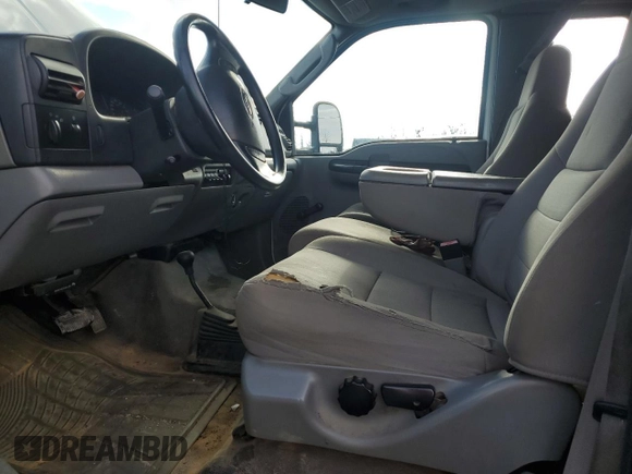 2007 Ford F-250 XL with VIN 1FTSX21PX7EB17805, listed as a Copart auction lot 83568084 with 237,111 mi miles and Clean Title. Bid and sale history available at DreamBid. Image 7.