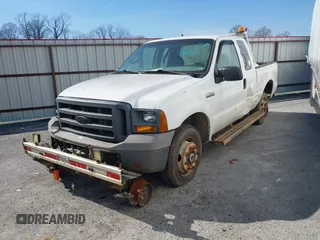 2005 Ford F-350 with VIN 1FTSX315X5EC34141, listed as a IAAI auction lot 41645453 with 498,863 mi miles and . Bid and sale history available at DreamBid. Image 17.