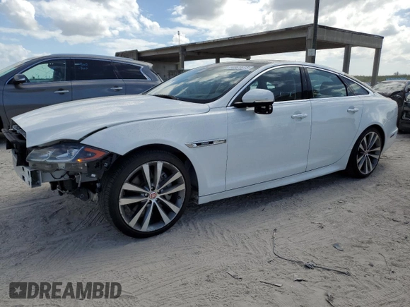2018 Jaguar XJ with VIN SAJWA1C74J8W15533, listed as a Copart auction lot 74861673 with 46,399 mi miles. Bid and sale history available at carsss.com. Image 1.