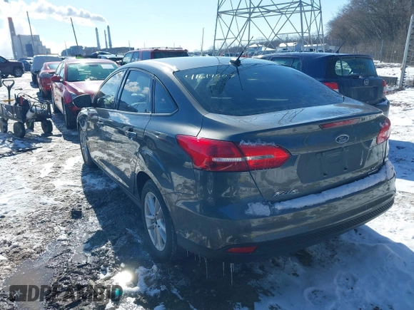 2016 Ford Focus SE with VIN 1FADP3F27GL257596, listed as a IAAI auction lot 41619509 with 75,606 mi miles. Bid and sale history available at carsss.com. Image 3.
