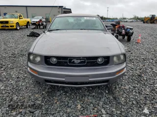 2006 Ford Mustang Standard with VIN 1ZVFT84N165154215, listed as a Copart auction lot 52100595 with 94,608 mi miles and Salvage Title. Bid and sale history available at carsss.com. Image 5.