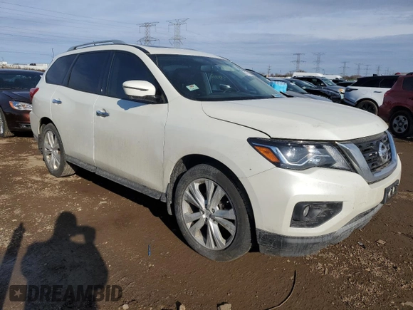 2018 Nissan Pathfinder SL z VIN 5N1DR2MM8JC664252, wystawiony jako Copart lot #47145385 z przebiegiem 62 508 mil mil oraz Szkoda całkowita • Salvage title. Historia ofert i sprzedaży dostępna na DreamBid. Obrazek 4.